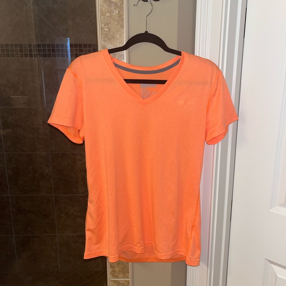 Nike top